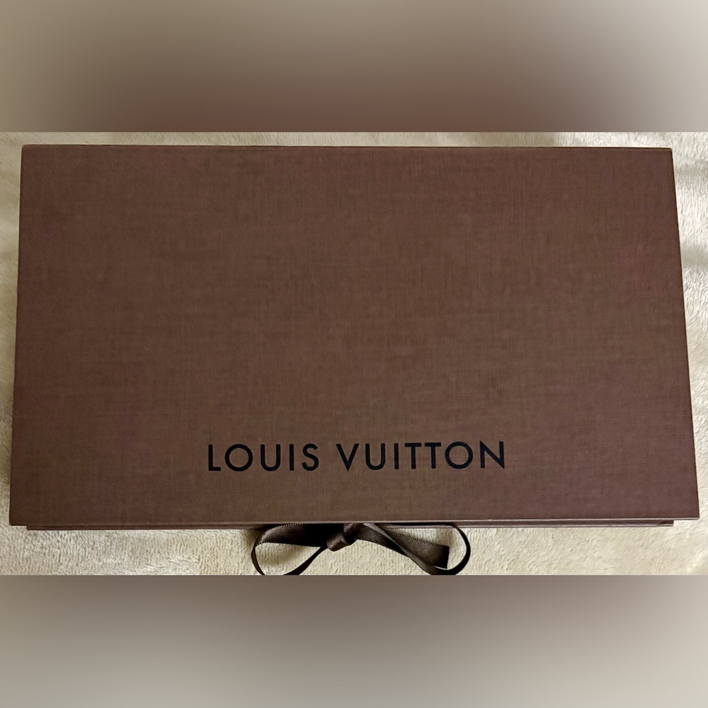 Authentic Vintage Louis Vuitton Brown Receipt or Gift Card Box!